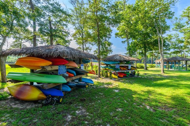 2016 Manor Parc Dr, Calabash, NC 28467
