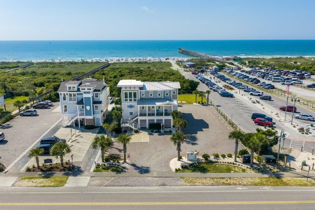 2016 Manor Parc Dr, Calabash, NC 28467
