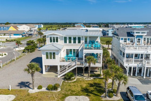 2016 Manor Parc Dr, Calabash, NC 28467