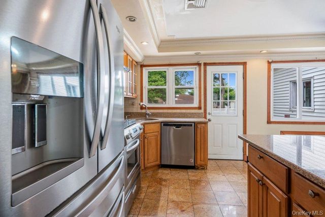 920 Dana Avenue, Valley Stream, NY 11580