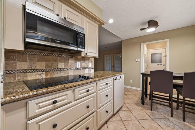 9854 Sagebark Drive, Houston, TX 77089