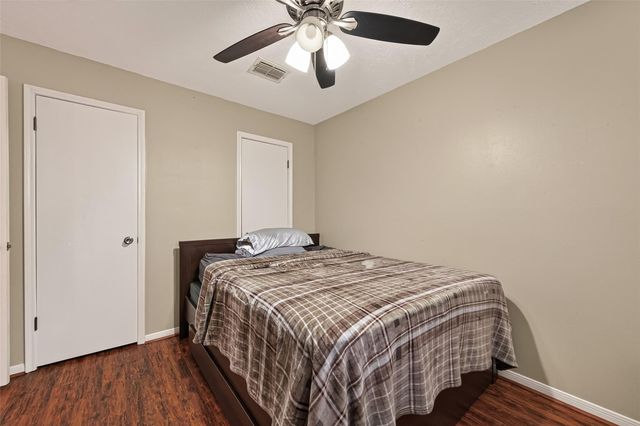 9854 Sagebark Drive, Houston, TX 77089