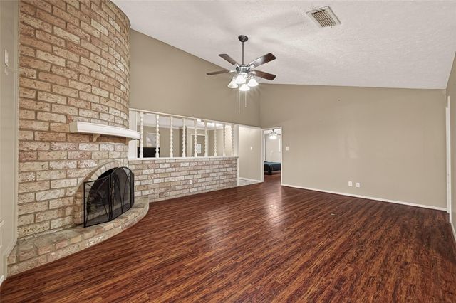 9854 Sagebark Drive, Houston, TX 77089