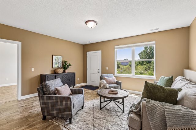 1303 SW 28th Lane, Ankeny, IA 50023