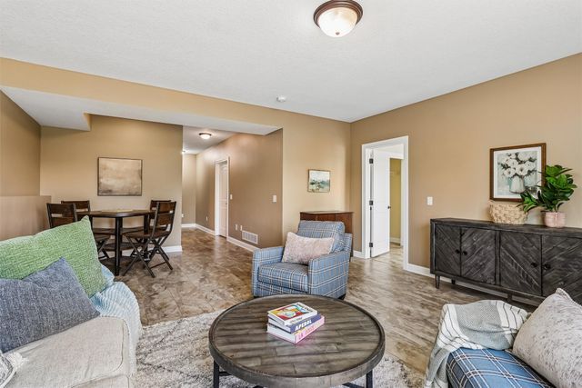 1303 SW 28th Lane, Ankeny, IA 50023