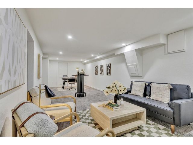 3642 N Madison St, Denver, CO 80205