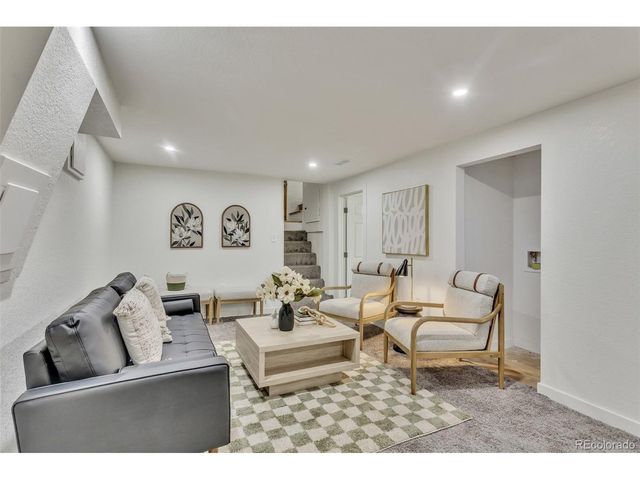 3642 N Madison St, Denver, CO 80205