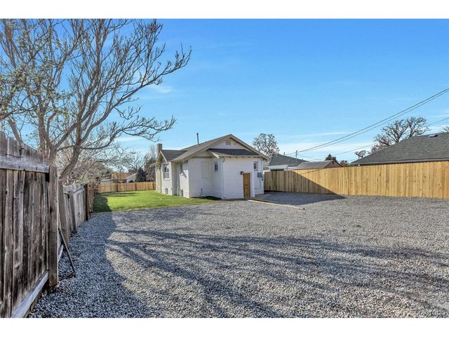 3642 N Madison St, Denver, CO 80205