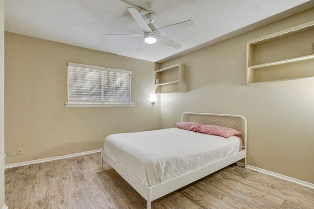 803 W 28th ST 103, Austin, TX 78705