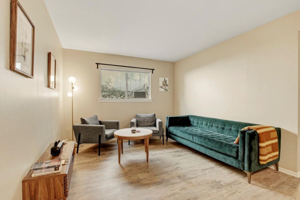 803 W 28th ST 103, Austin, TX 78705