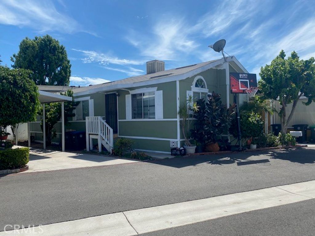 138 E Balboa, Tustin, CA 92780 — exterior