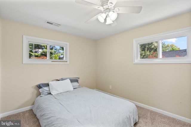 1313 SAINT MARK DR, Glendora, NJ 08029