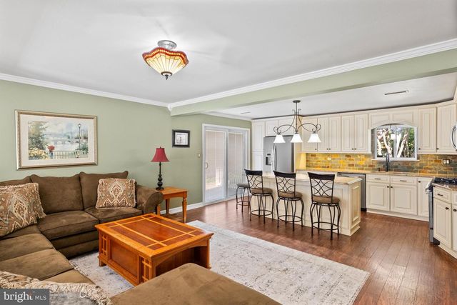 1313 SAINT MARK DR, Glendora, NJ 08029