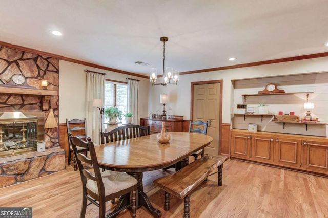 2521 Stone Drive SW, Lilburn, GA 30047