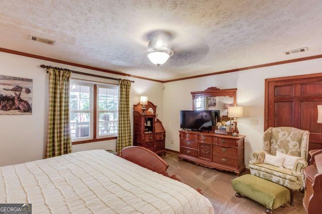 2521 Stone Drive SW, Lilburn, GA 30047