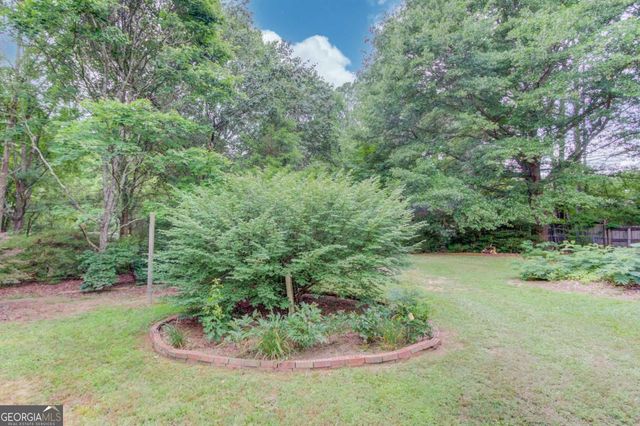 2521 Stone Drive SW, Lilburn, GA 30047