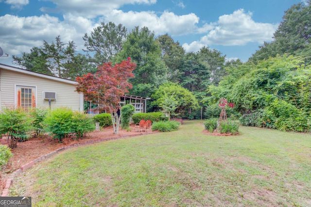 2521 Stone Drive SW, Lilburn, GA 30047