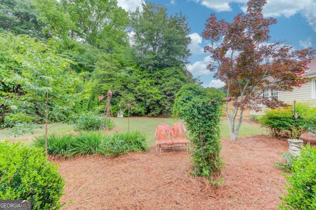 2521 Stone Drive SW, Lilburn, GA 30047