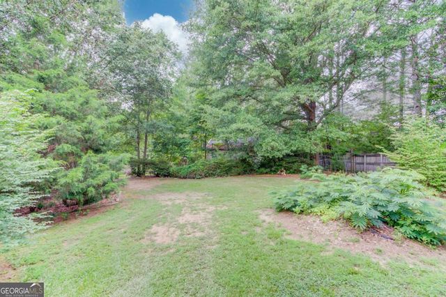 2521 Stone Drive SW, Lilburn, GA 30047