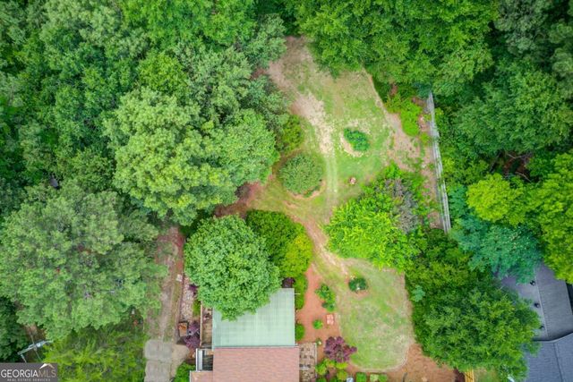 2521 Stone Drive SW, Lilburn, GA 30047