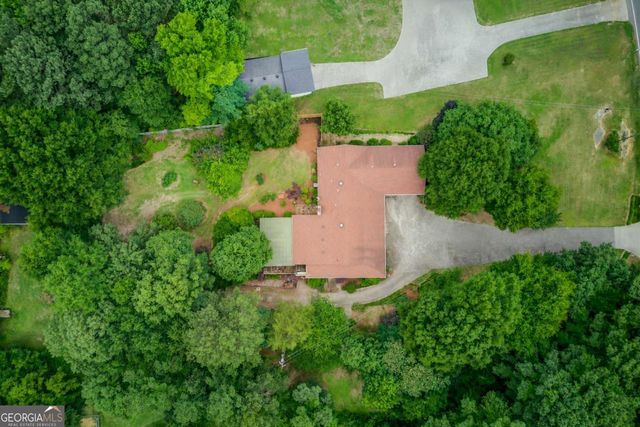 2521 Stone Drive SW, Lilburn, GA 30047