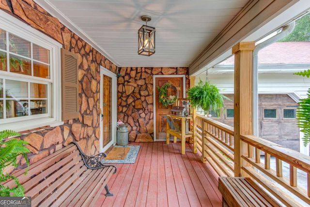 2521 Stone Drive SW, Lilburn, GA 30047