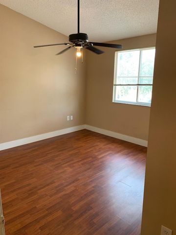 2400 NW 98th Lane, Sunrise, FL 33322