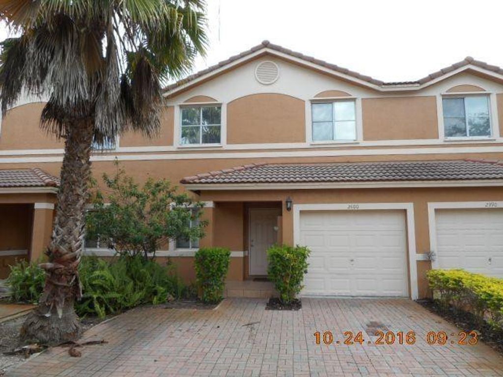 2400 NW 98th Lane, Sunrise, FL 33322