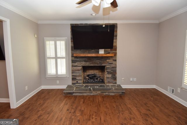 279 Chestnut Hill Road, Griffin, GA 30224