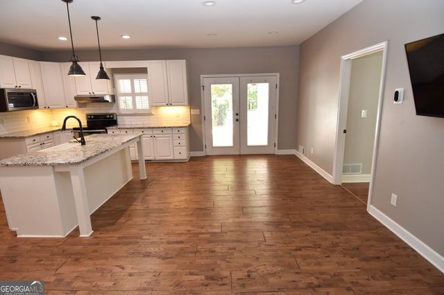 279 Chestnut Hill Road, Griffin, GA 30224