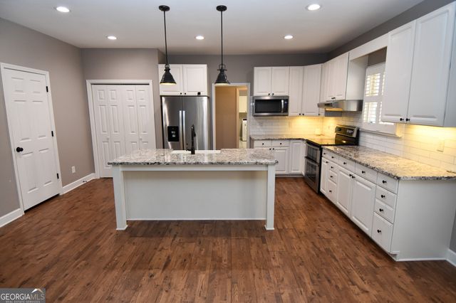 279 Chestnut Hill Road, Griffin, GA 30224