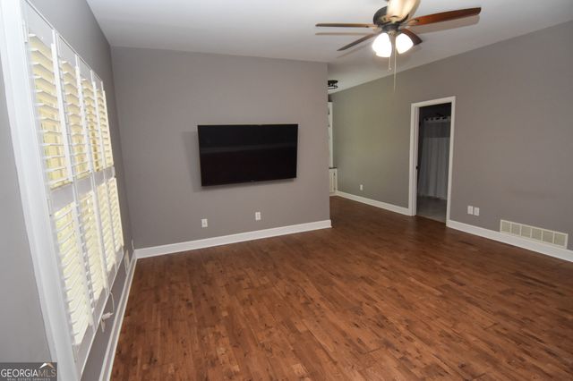 279 Chestnut Hill Road, Griffin, GA 30224