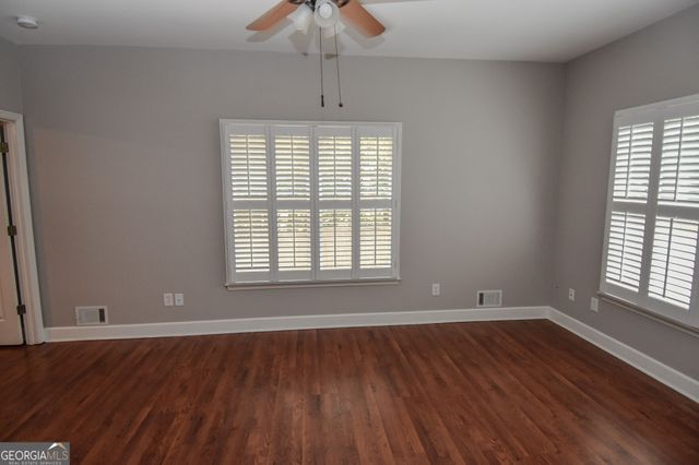 279 Chestnut Hill Road, Griffin, GA 30224