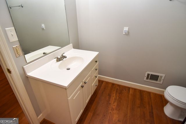 279 Chestnut Hill Road, Griffin, GA 30224