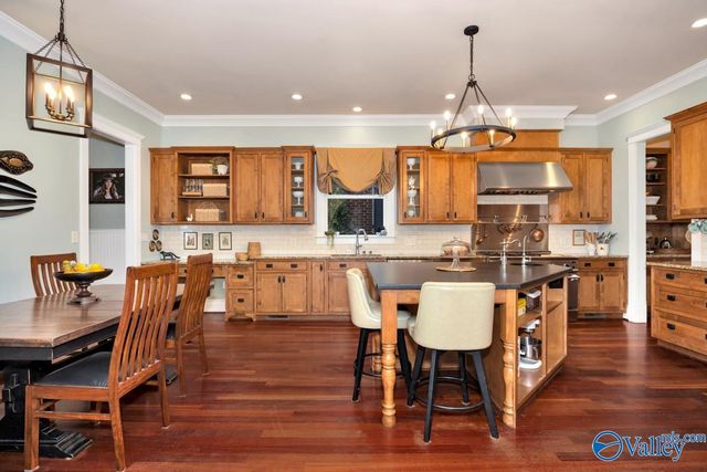 5 Ross Street NW, Huntsville, AL 35806