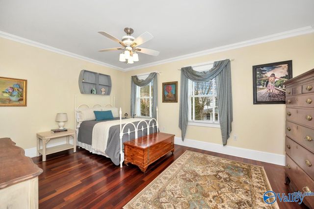 5 Ross Street NW, Huntsville, AL 35806