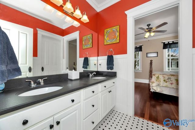 5 Ross Street NW, Huntsville, AL 35806