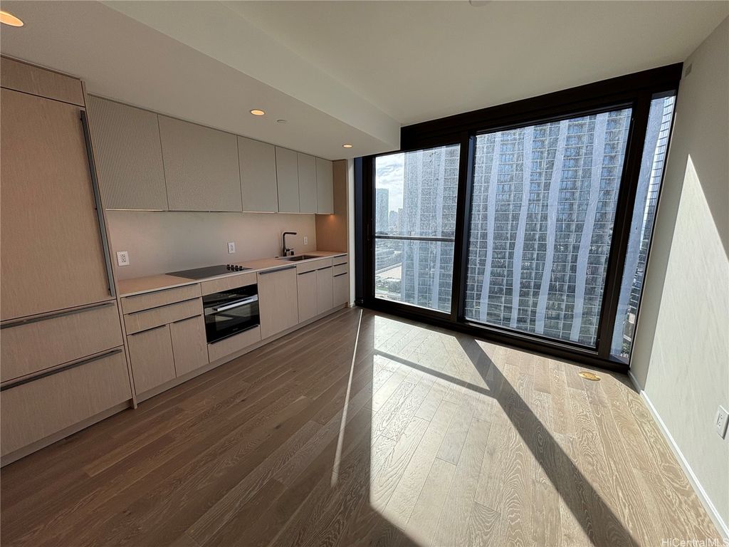 333 Ward Avenue 2008, Honolulu, HI 96814