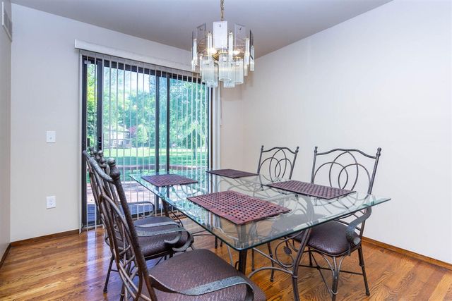 6718 Forest Park Drive, Troy, MI 48098