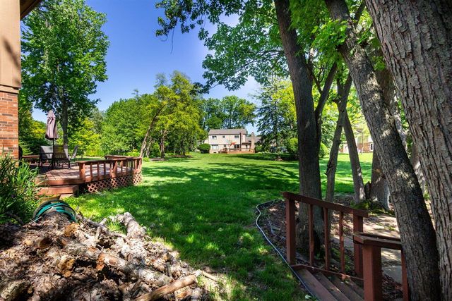 6718 Forest Park Drive, Troy, MI 48098