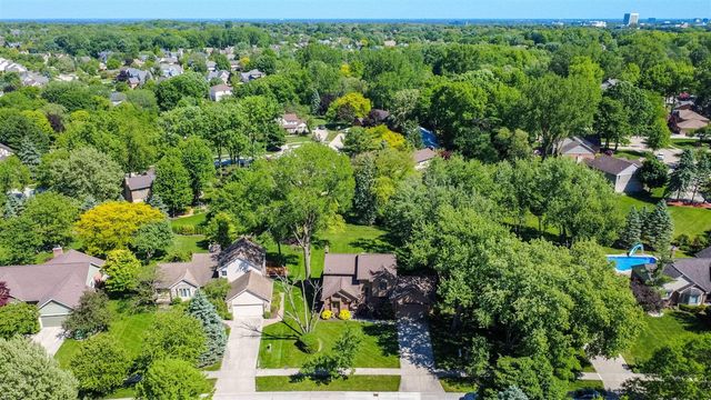 6718 Forest Park Drive, Troy, MI 48098