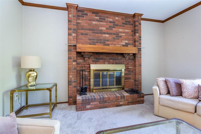 6718 Forest Park Drive, Troy, MI 48098
