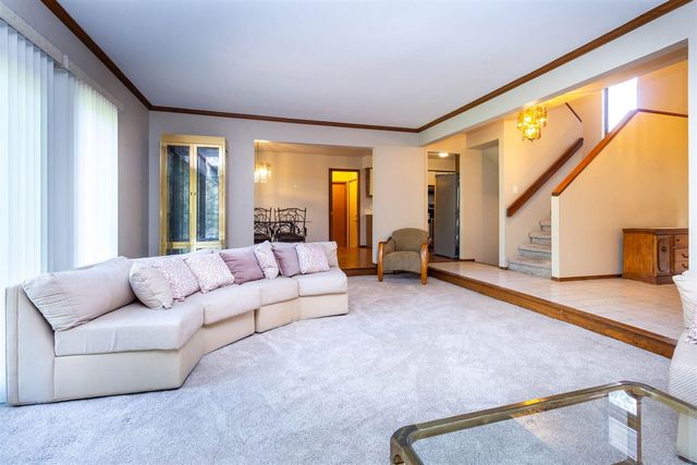 6718 Forest Park Drive, Troy, MI 48098