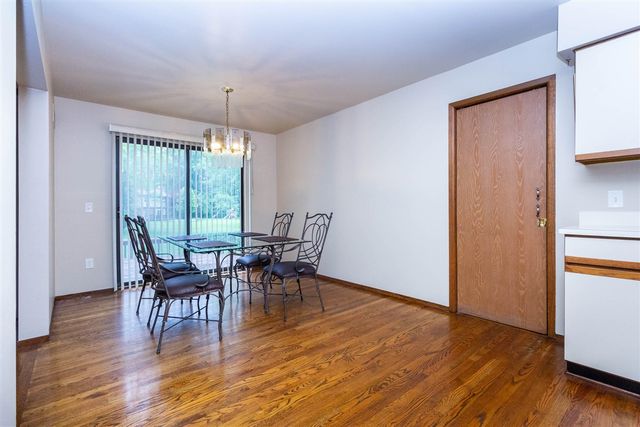 6718 Forest Park Drive, Troy, MI 48098