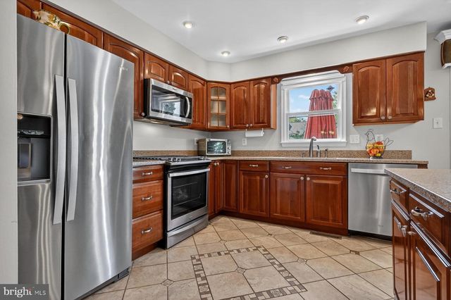 1611 SAGE BRUSH CT, Severn, MD 21144