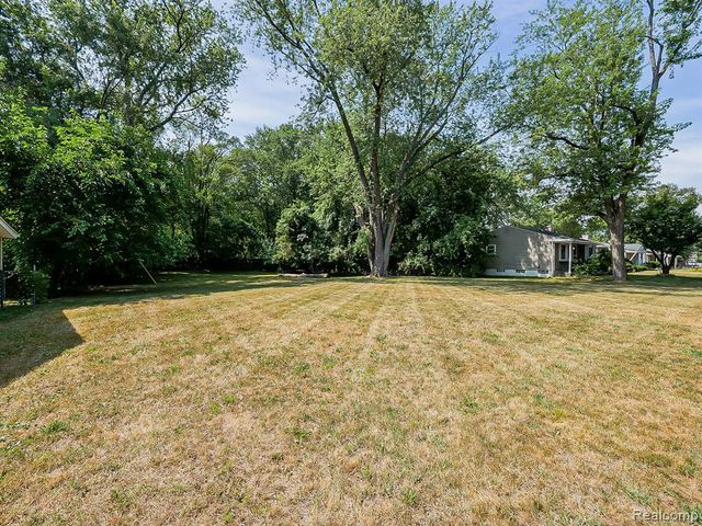 26747 Vassar Avenue, Redford, MI 48240