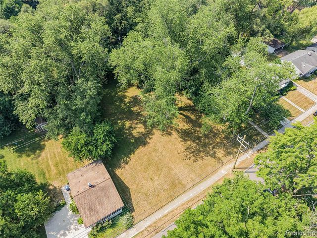 26747 Vassar Avenue, Redford, MI 48240
