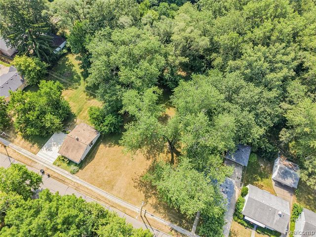 26747 Vassar Avenue, Redford, MI 48240