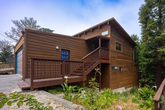 731 Lancaster Boulevard, Moss Beach, CA 94038