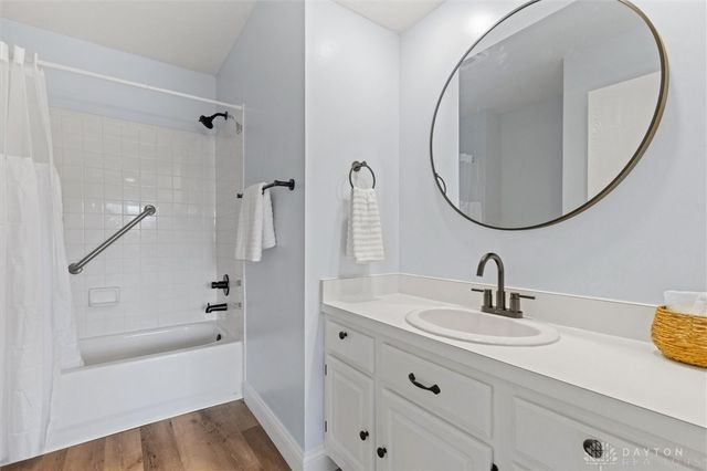 3129 Pine Manor Boulevard, Grove City, OH 43123